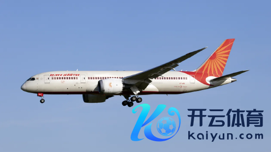 一架印度航空的波音 787-8 梦思客机